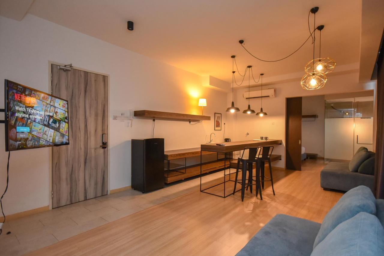Cube 8Teens By Nest Home Johor Bahru Bagian luar foto