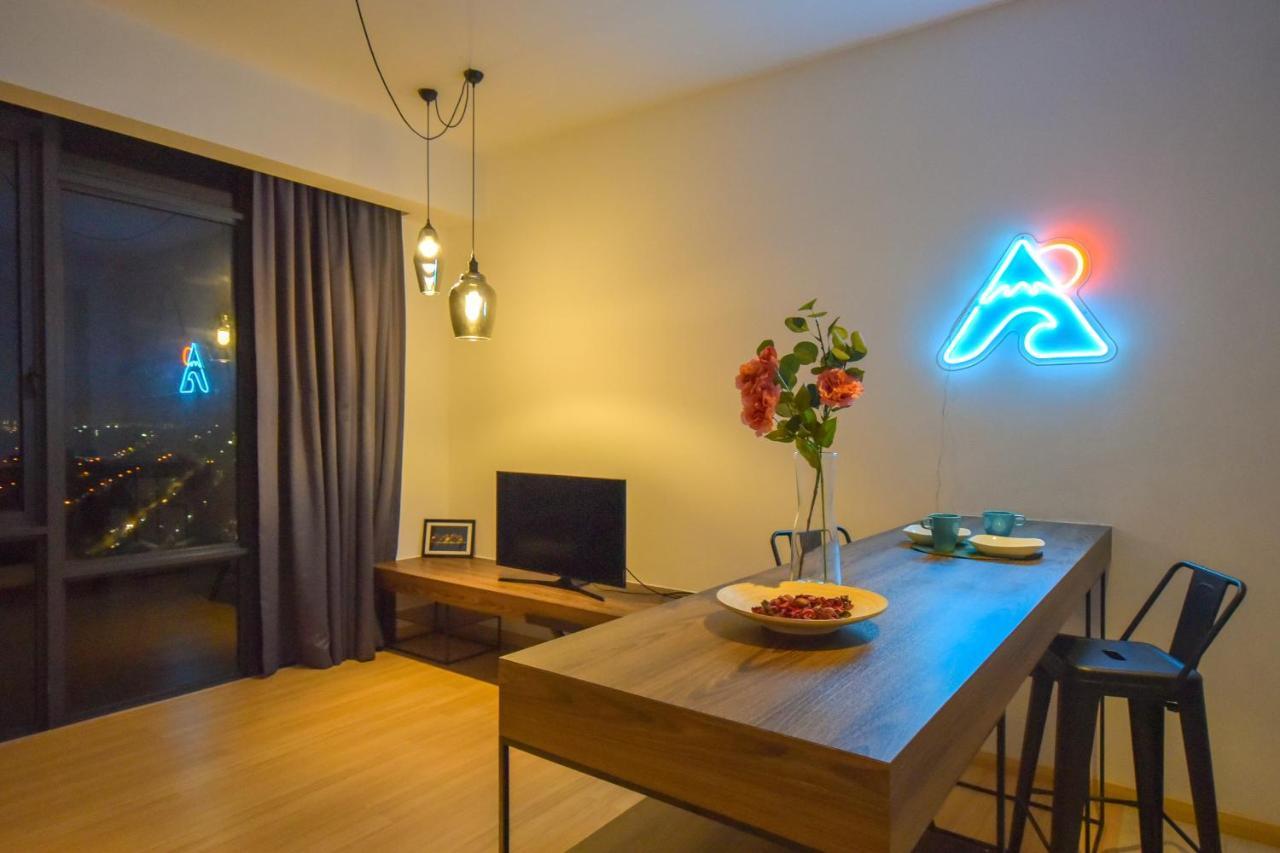Cube 8Teens By Nest Home Johor Bahru Bagian luar foto