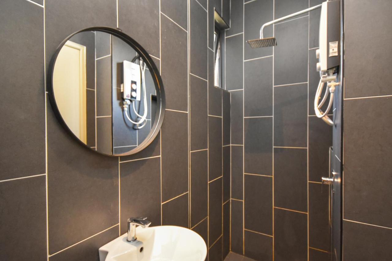 Cube 8Teens By Nest Home Johor Bahru Bagian luar foto